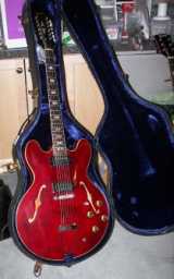 Gibson 335-TDC-12 1968 w-original hardshell case.jpg